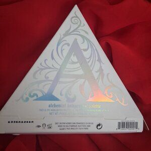 Kat Van D alchemist holographic  pallette
